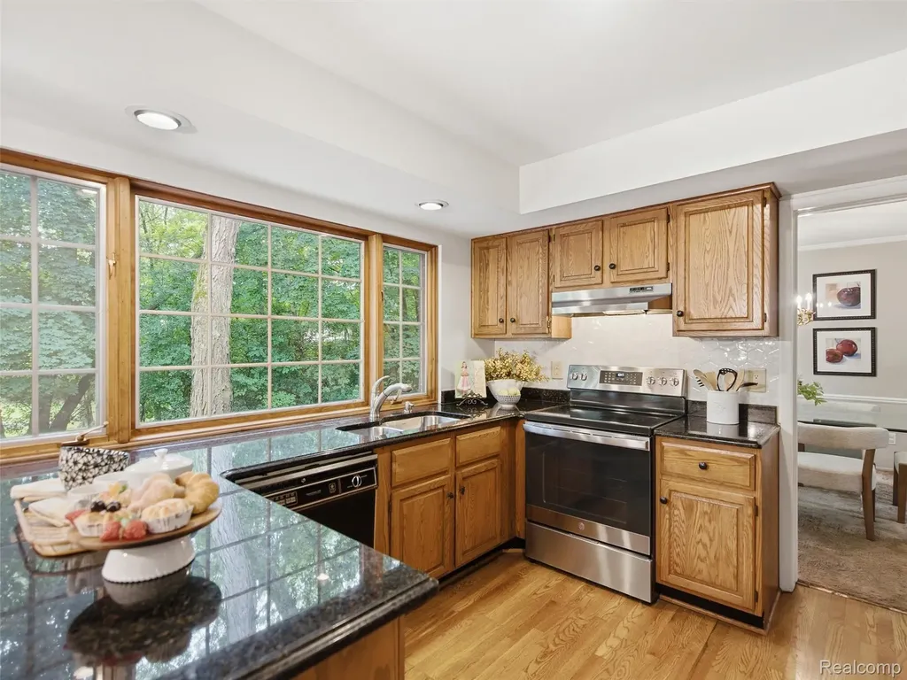 4367 Yorktown Drive West Bloomfield Charter Township MI 48323