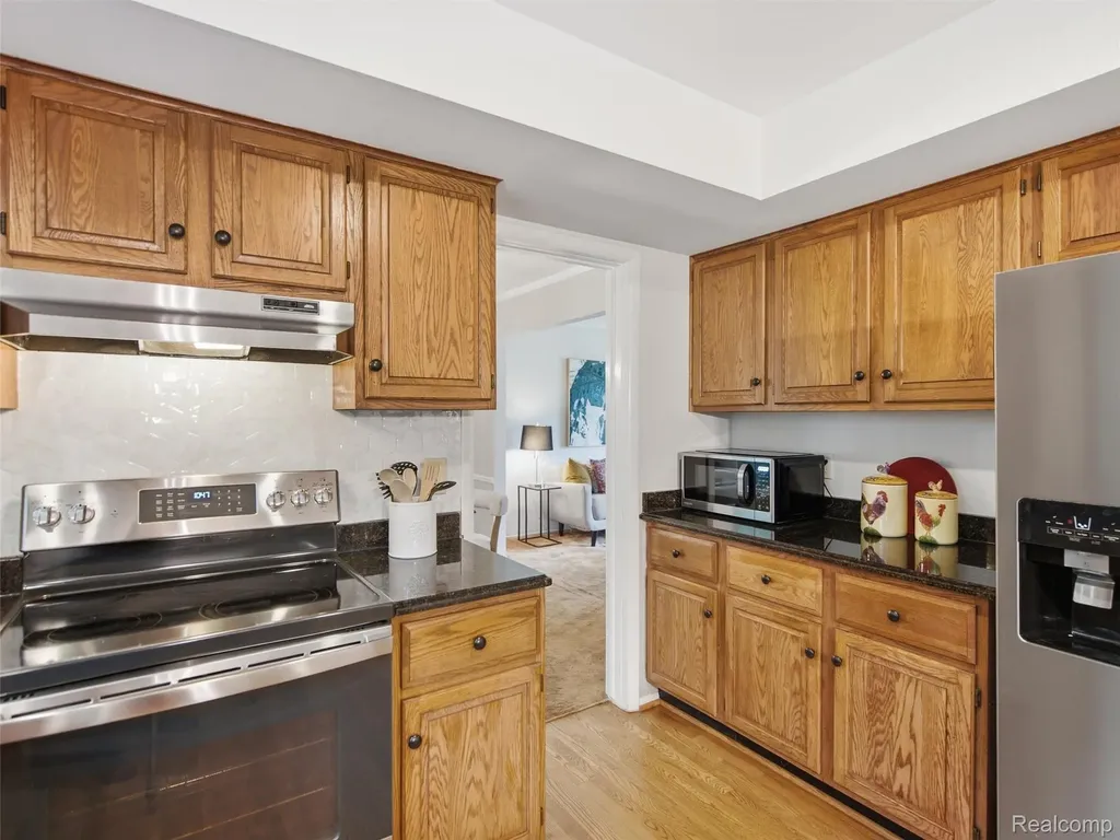 4367 Yorktown Drive West Bloomfield Charter Township MI 48323