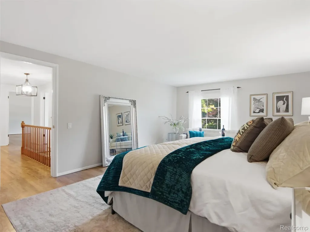 4367 Yorktown Drive West Bloomfield Charter Township MI 48323