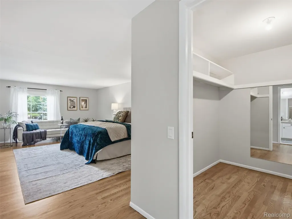 4367 Yorktown Drive West Bloomfield Charter Township MI 48323