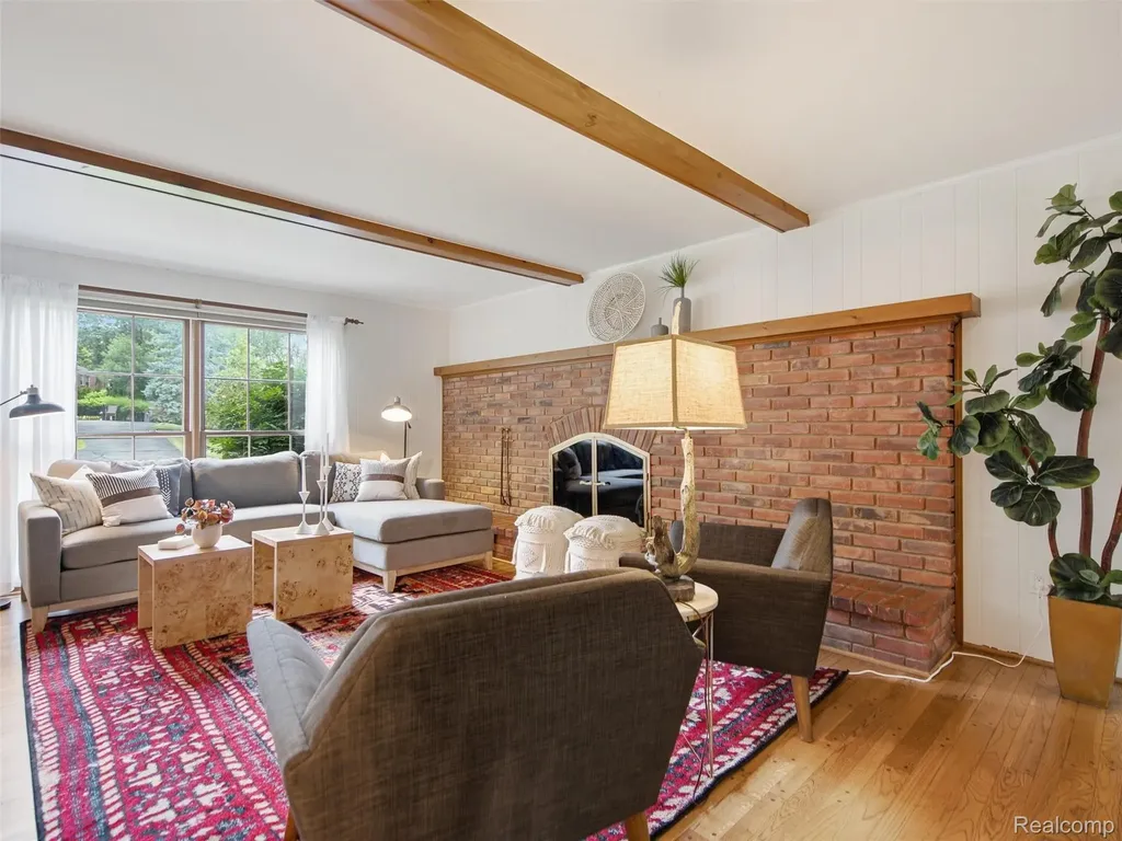4367 Yorktown Drive West Bloomfield Charter Township MI 48323