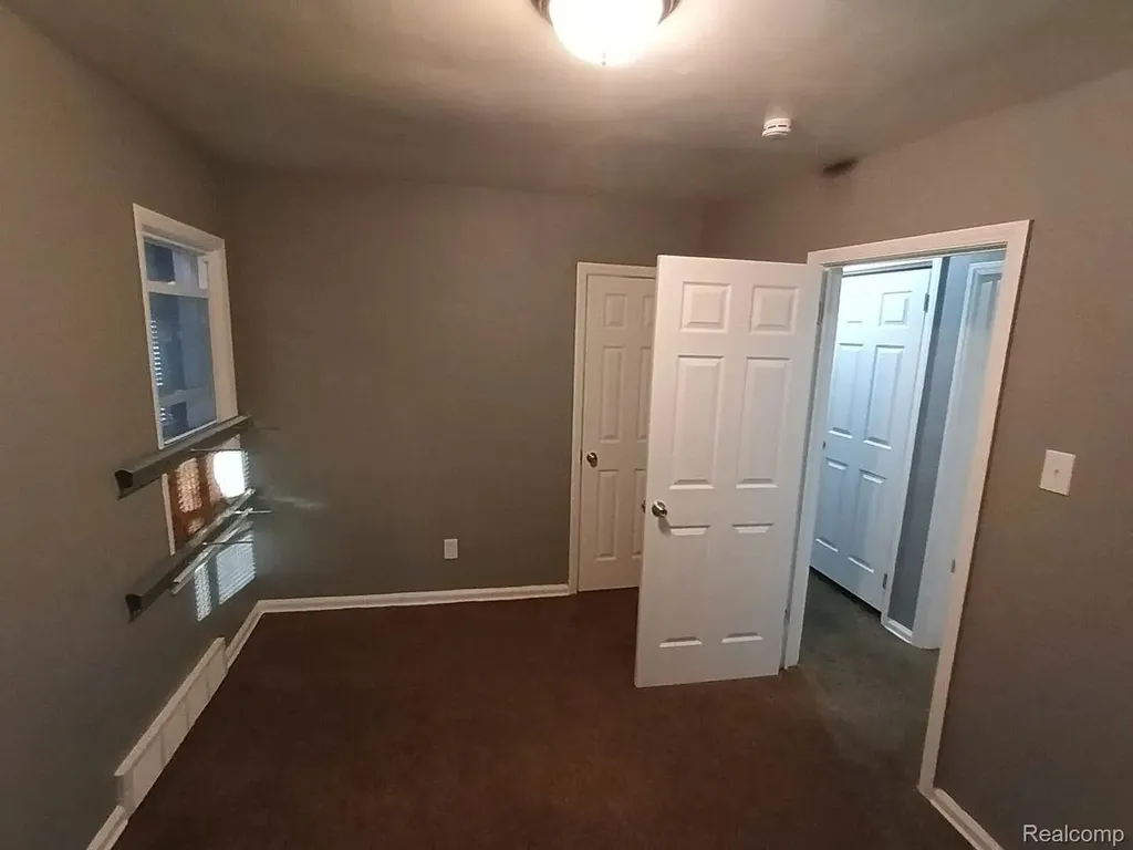 17851 Strasburg Street Detroit City MI 48205