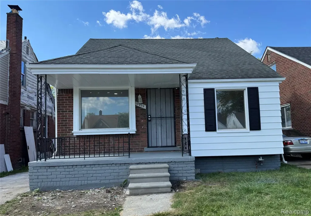 19395 Fairport Street Detroit City MI 48205