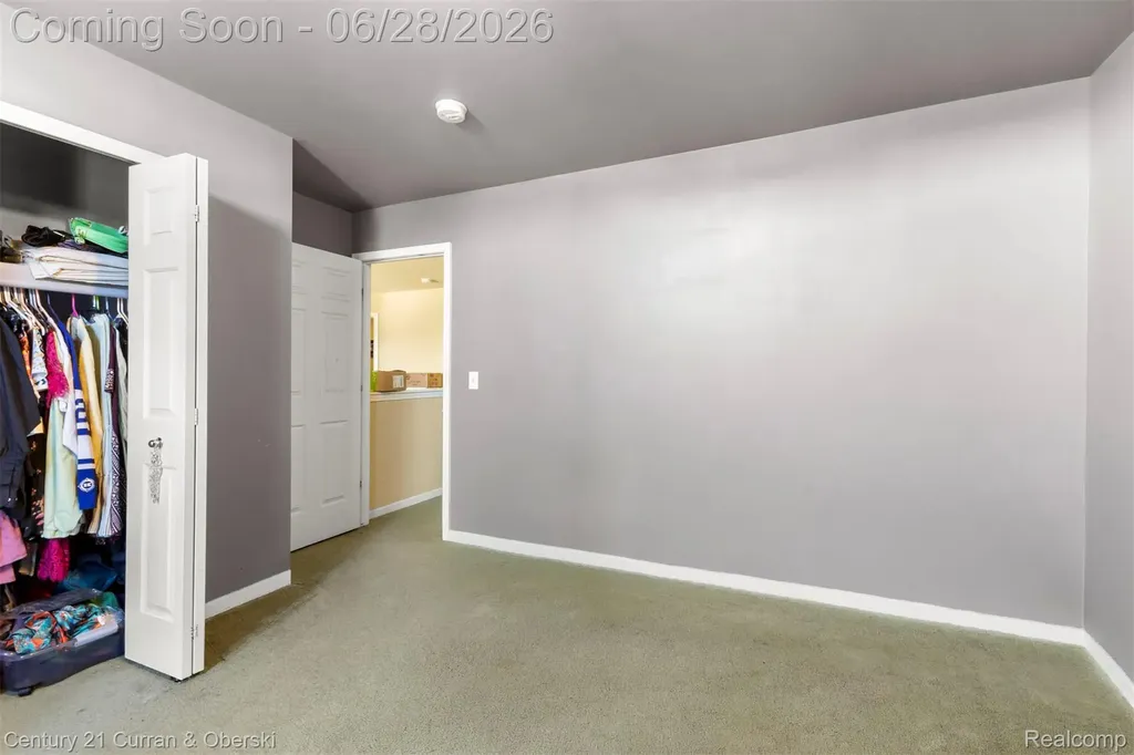 30537 Linden Court Flat Rock City MI 48134