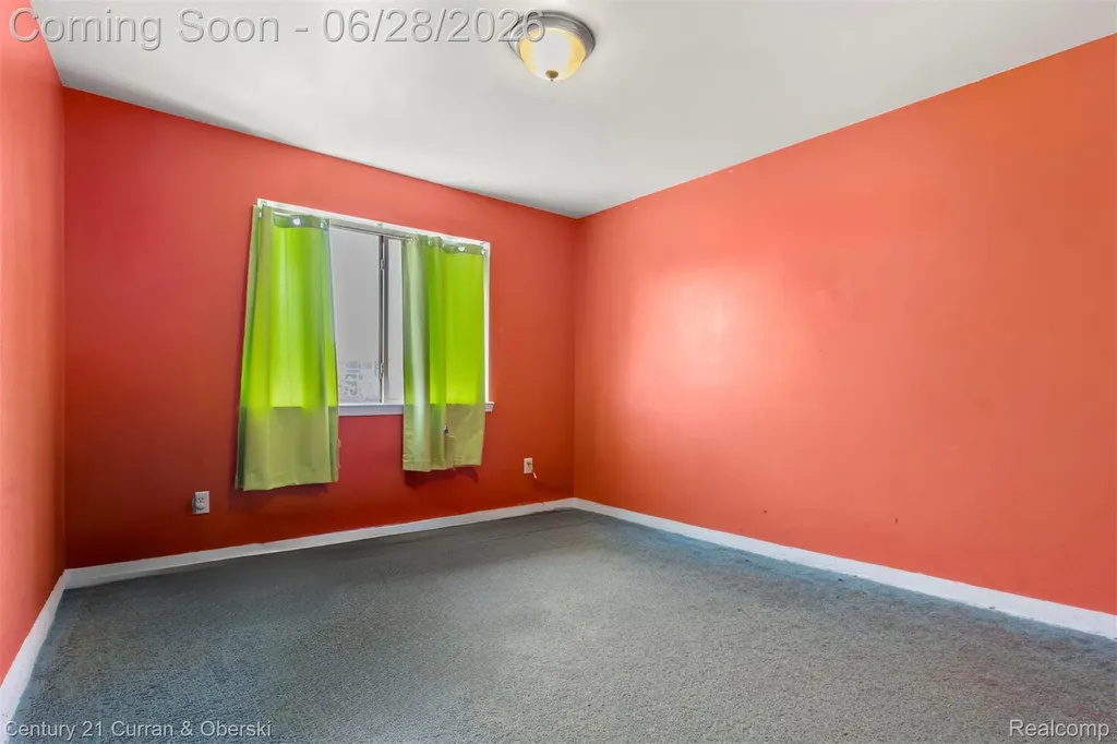 30537 Linden Court Flat Rock City MI 48134