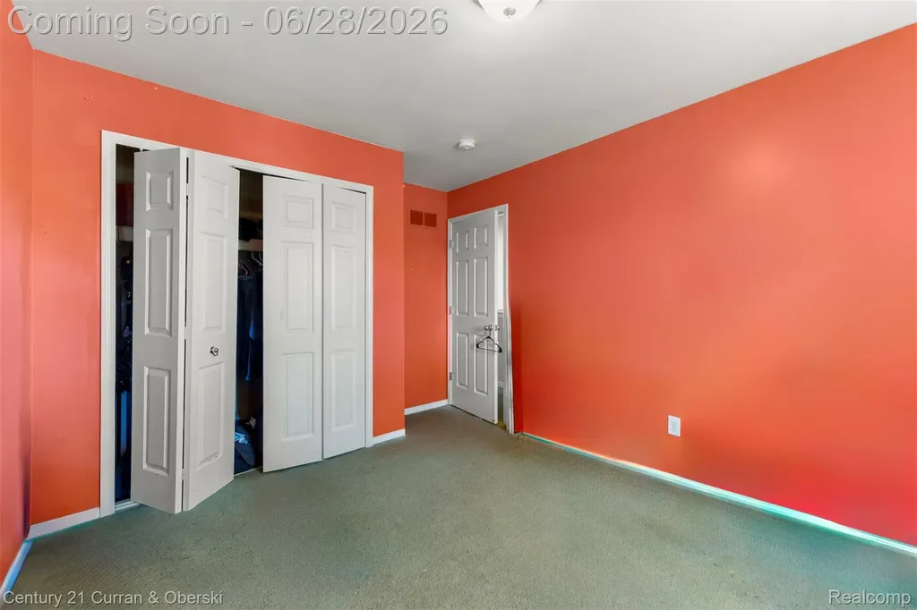 30537 Linden Court Flat Rock City MI 48134