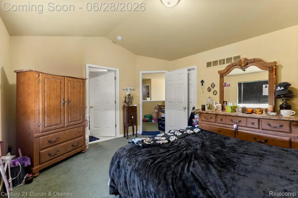30537 Linden Court Flat Rock City MI 48134