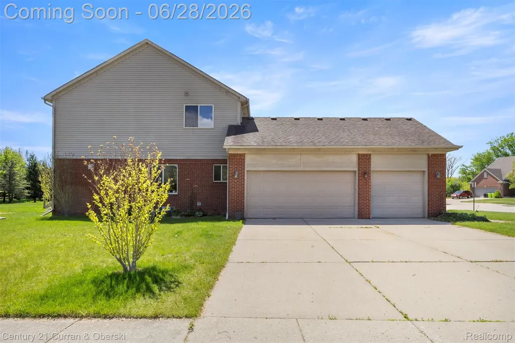 30537 Linden Court Flat Rock City MI 48134