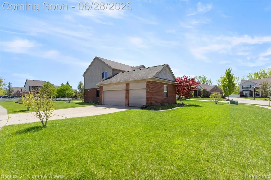30537 Linden Court Flat Rock City MI 48134