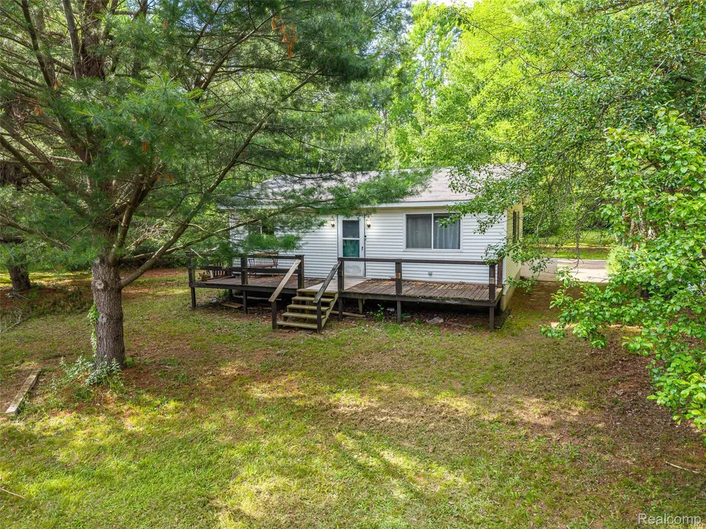 945 N Hockaday Road Gladwin Township MI 48624
