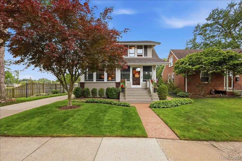 1917 Clawson Avenue Royal Oak City MI 48073