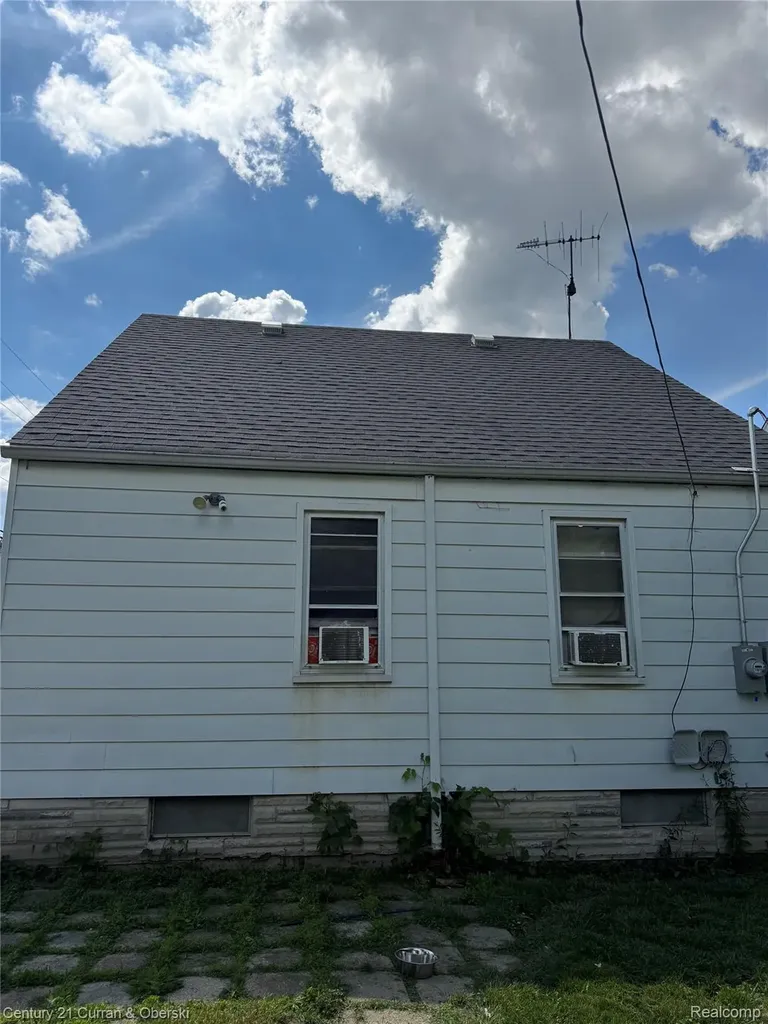 6300 Minock Street Detroit City MI 48228