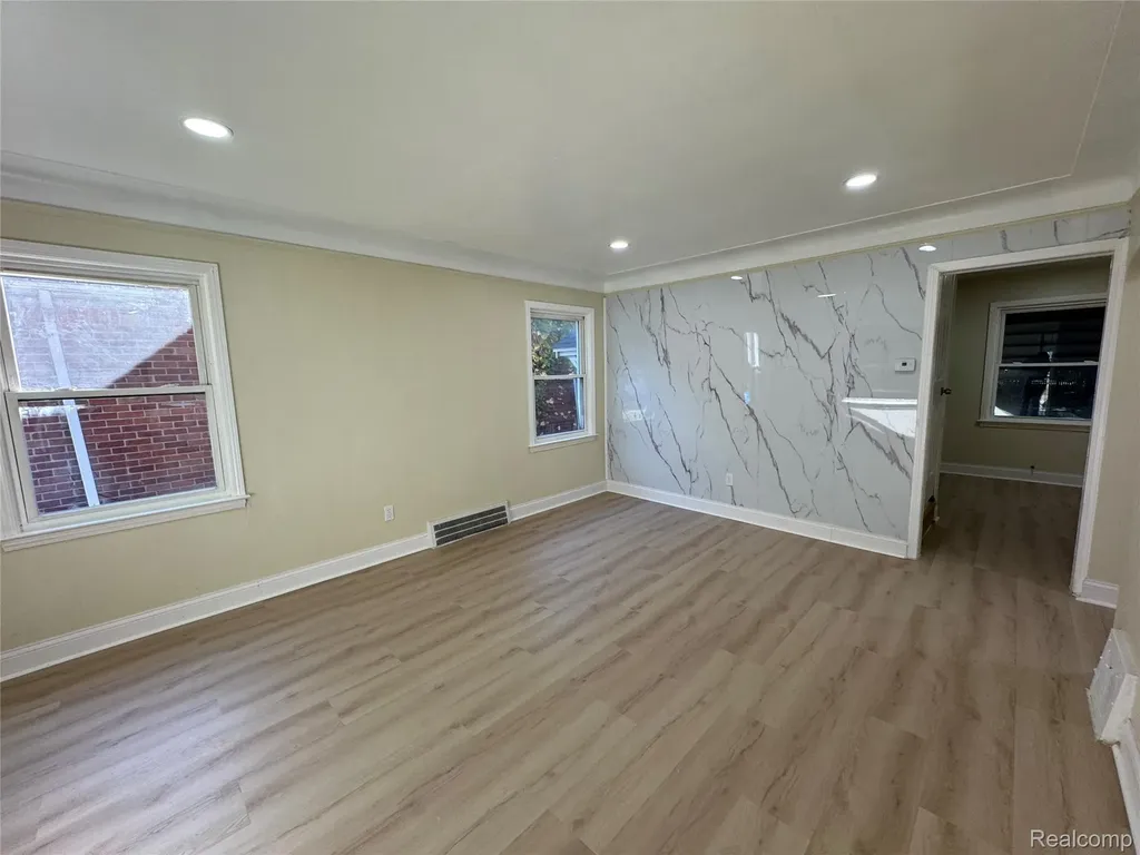 10487 Duprey Street Detroit City MI 48224