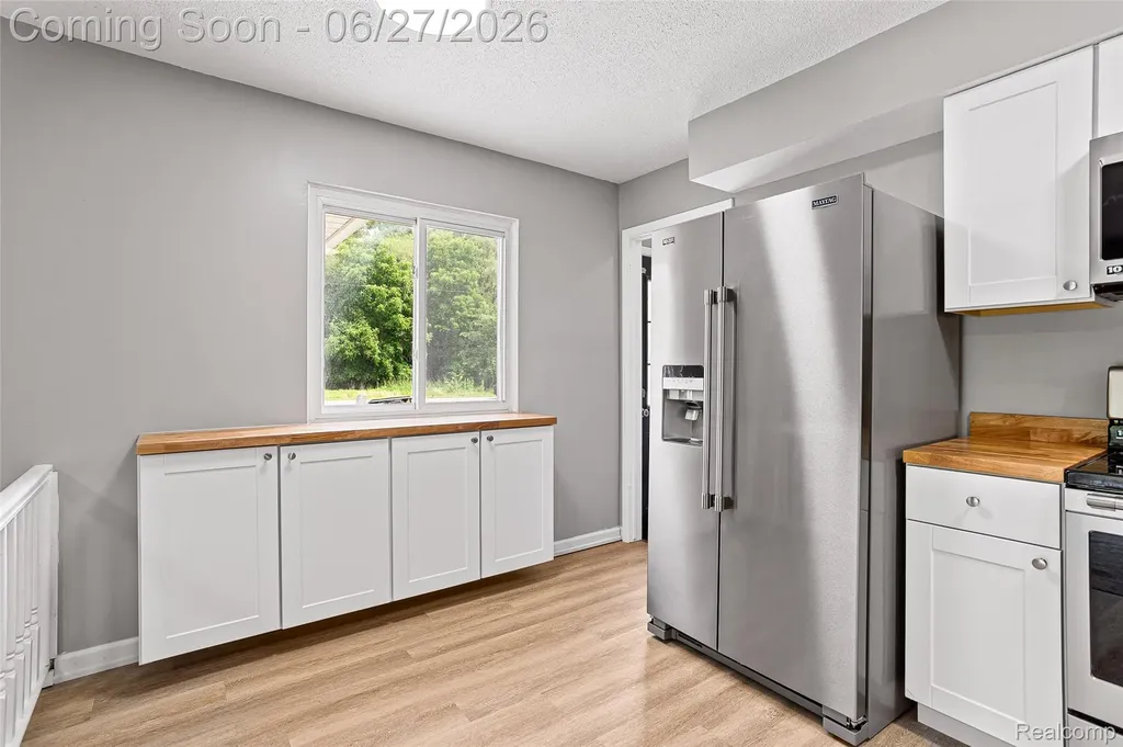120 S Marie Street Westland City MI 48186