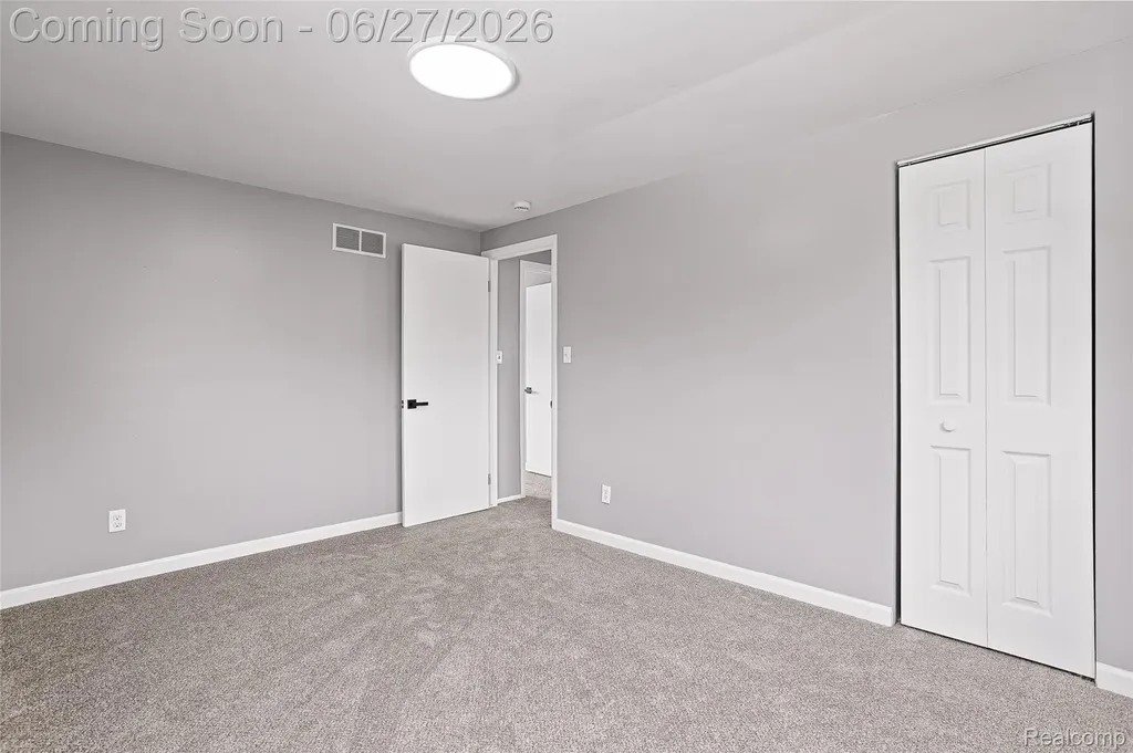 120 S Marie Street Westland City MI 48186
