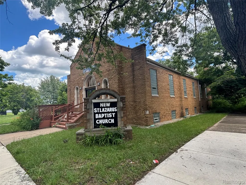 10510 Sterritt Street Detroit City MI 48213