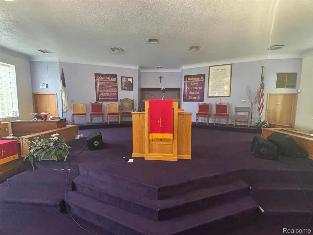 10510 Sterritt Street Detroit City MI 48213