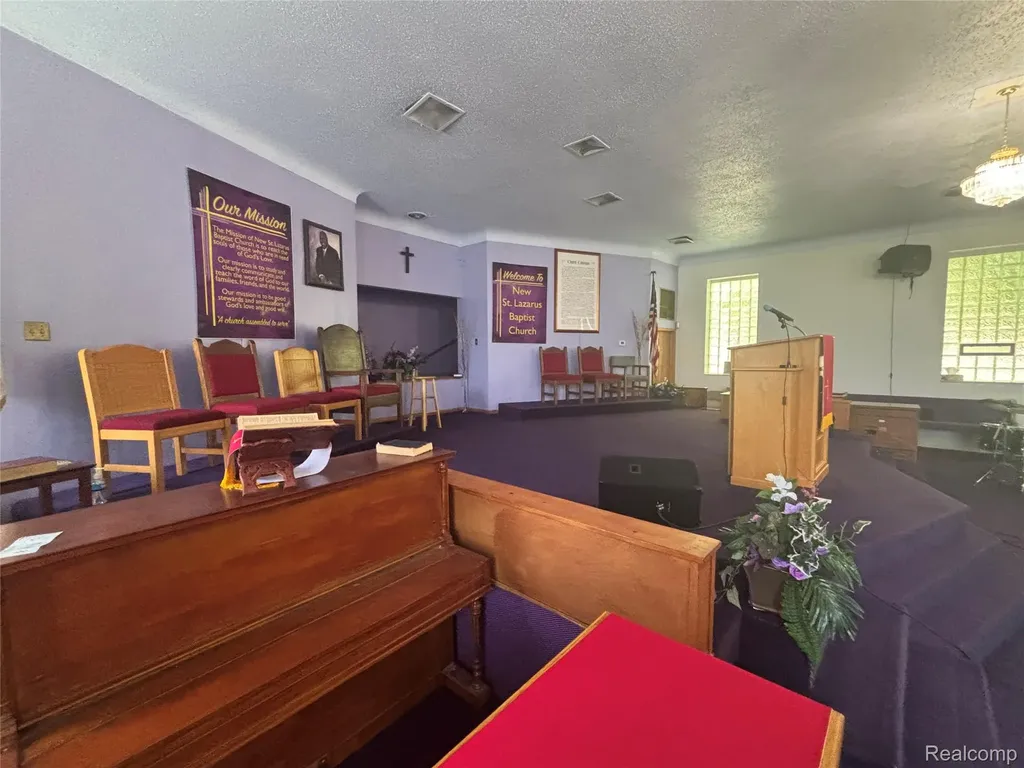 10510 Sterritt Street Detroit City MI 48213