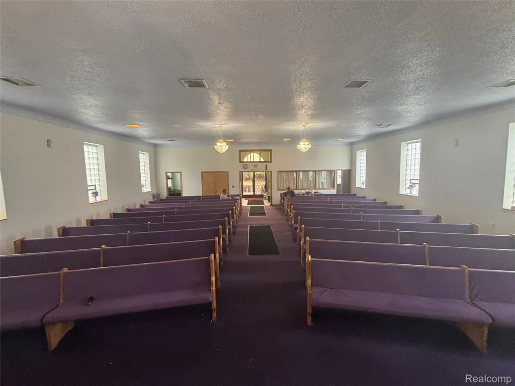 10510 Sterritt Street Detroit City MI 48213