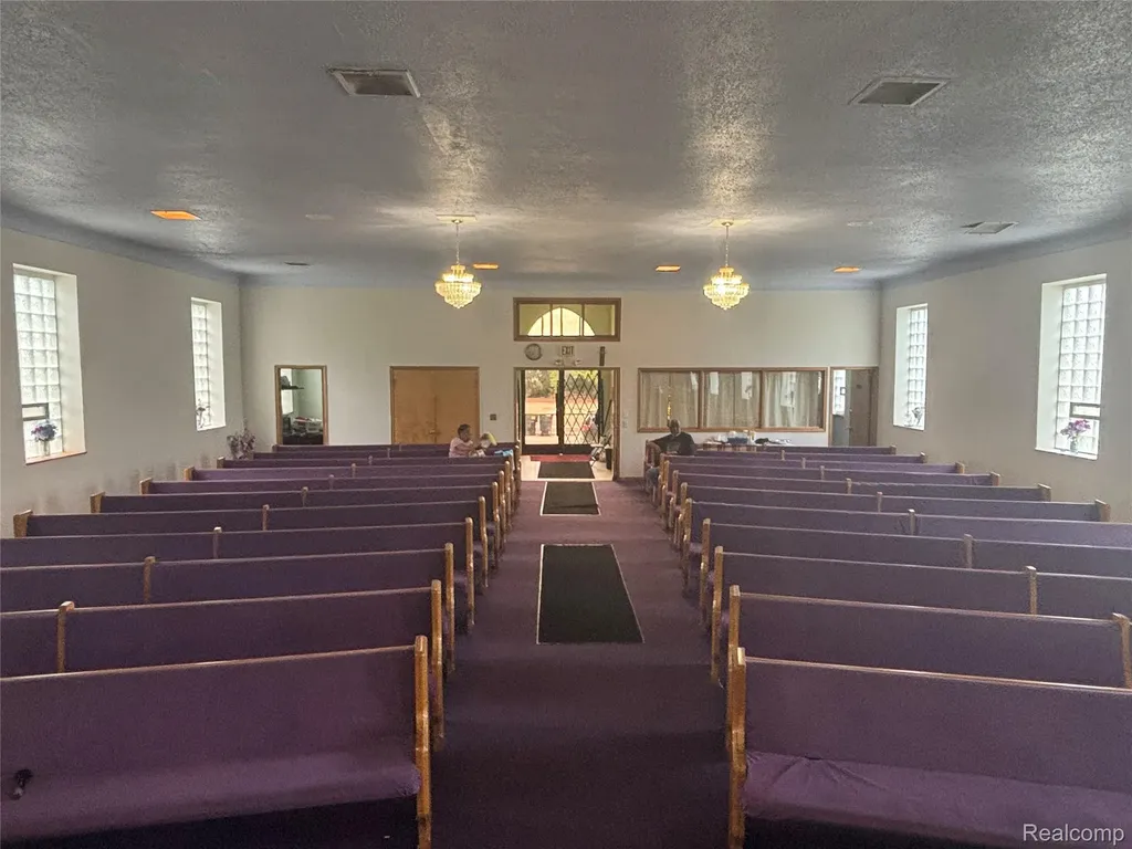 10510 Sterritt Street Detroit City MI 48213