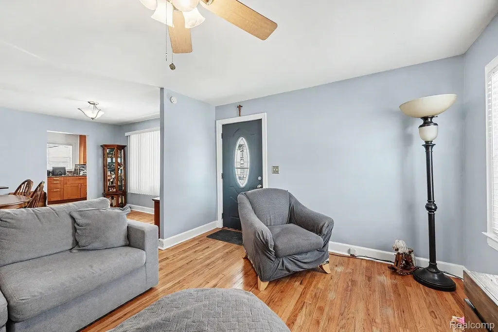 8215 Clinton River Road Sterling Heights City MI 48314