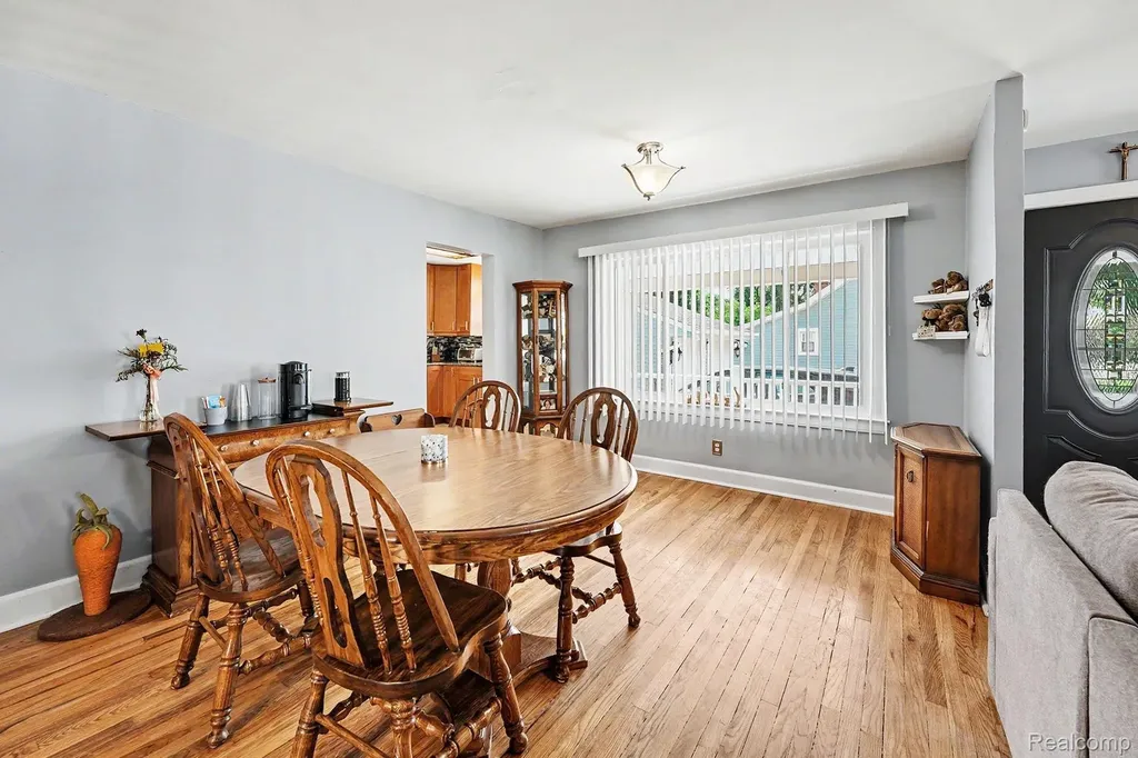 8215 Clinton River Road Sterling Heights City MI 48314