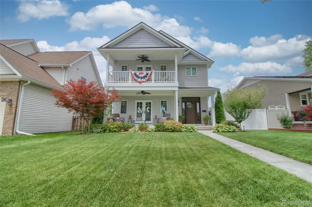 526 Plum Street Wyandotte City MI 48192