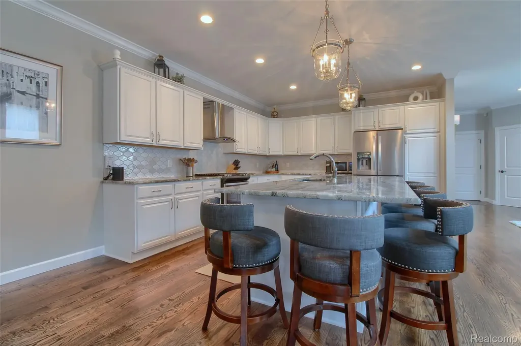 526 Plum Street Wyandotte City MI 48192