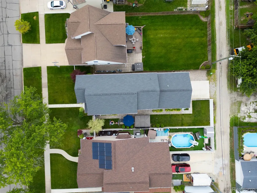 526 Plum Street Wyandotte City MI 48192