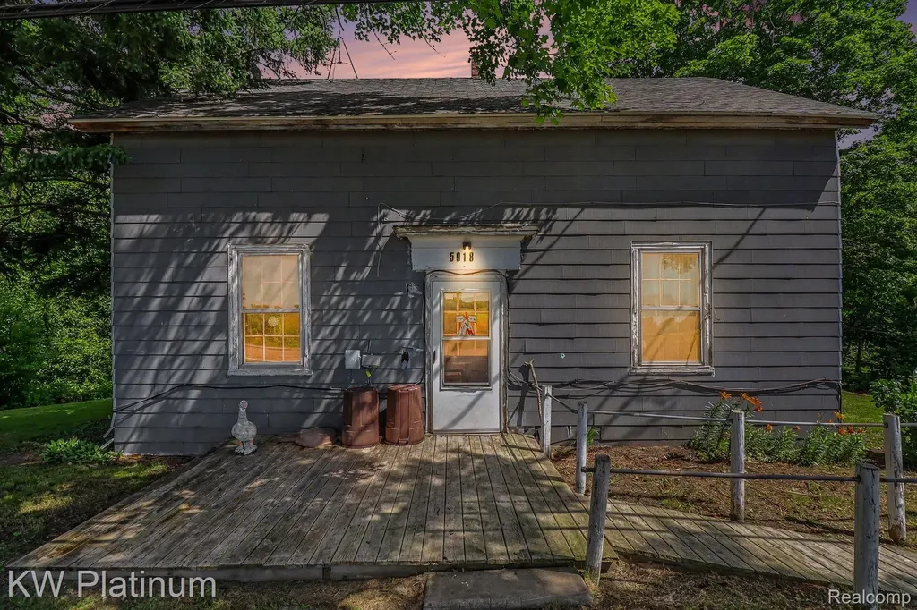 5918 Jeddo Road Grant Township MI 48032