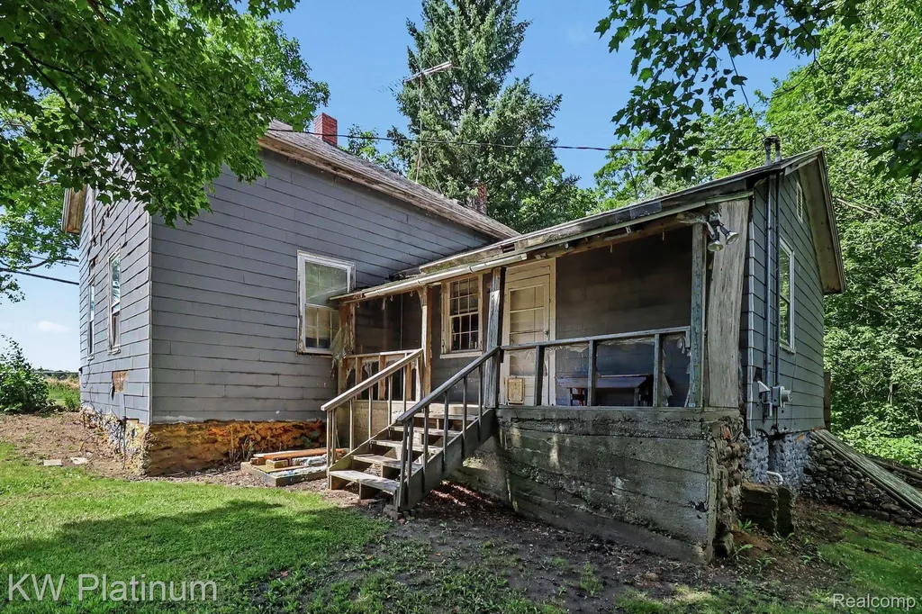 5918 Jeddo Road Grant Township MI 48032
