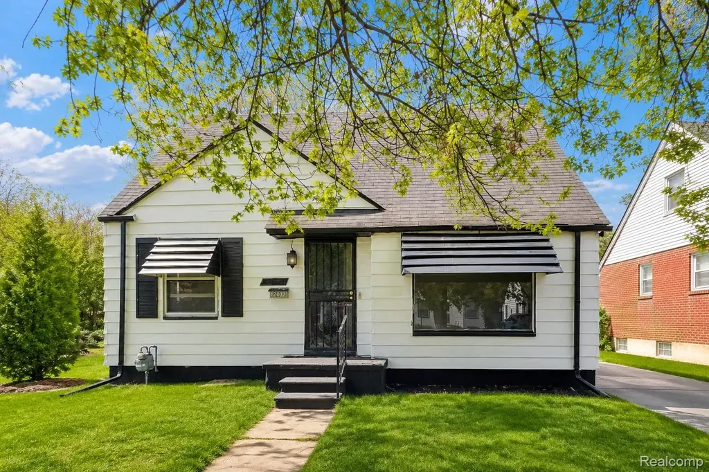 12087 Heyden Street Detroit City MI 48228