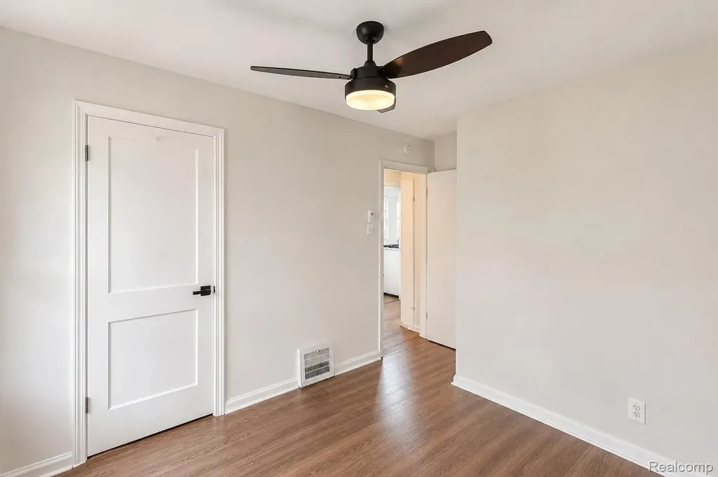 12087 Heyden Street Detroit City MI 48228