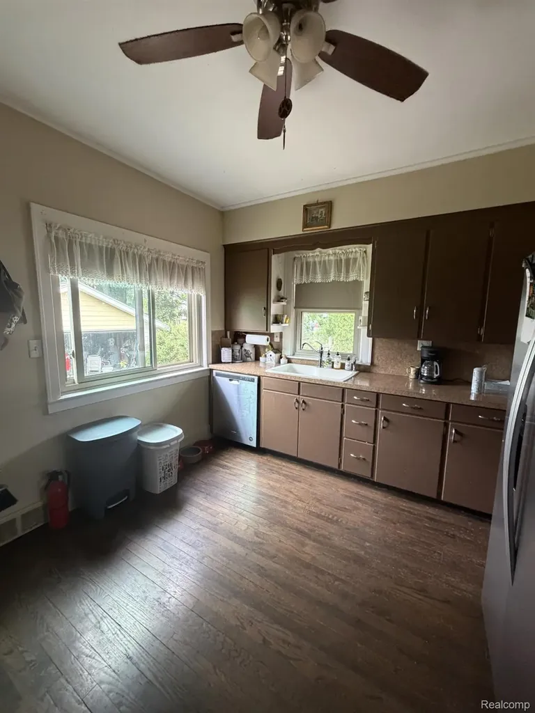 374 Woodworth Street Marine City City MI 48039