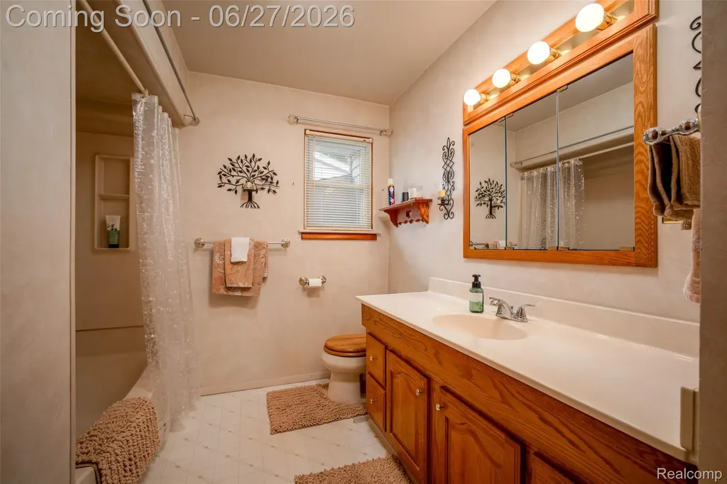 10086 N Lewis Road Thetford Township MI 48420