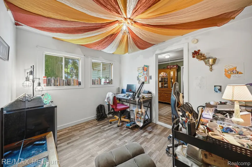 5630 Glen Echo Drive Genoa Township MI 48843