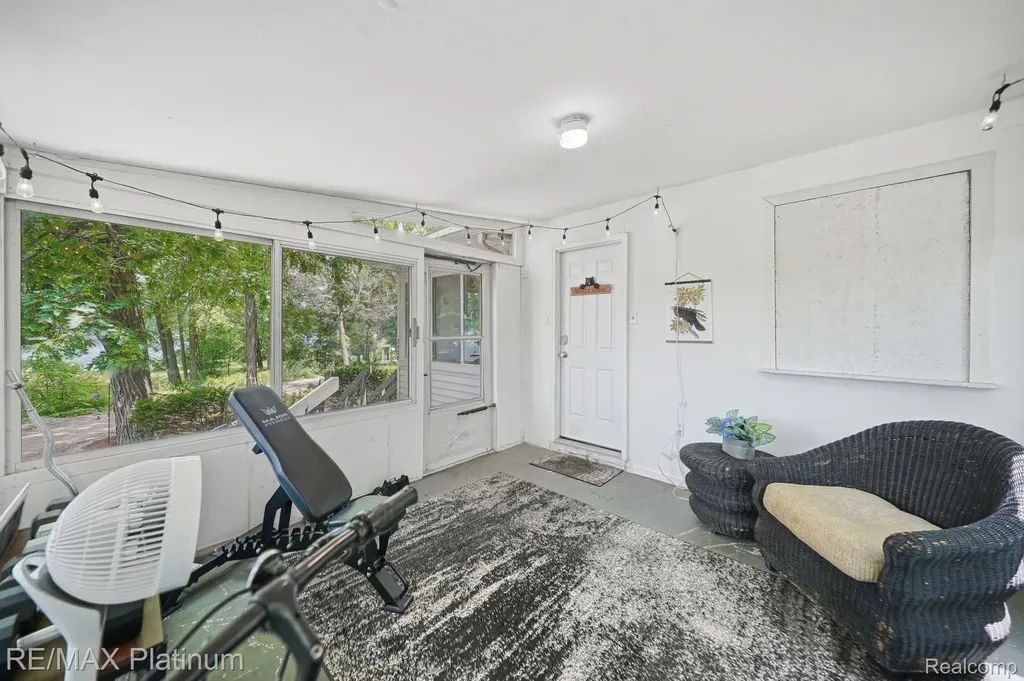 5630 Glen Echo Drive Genoa Township MI 48843