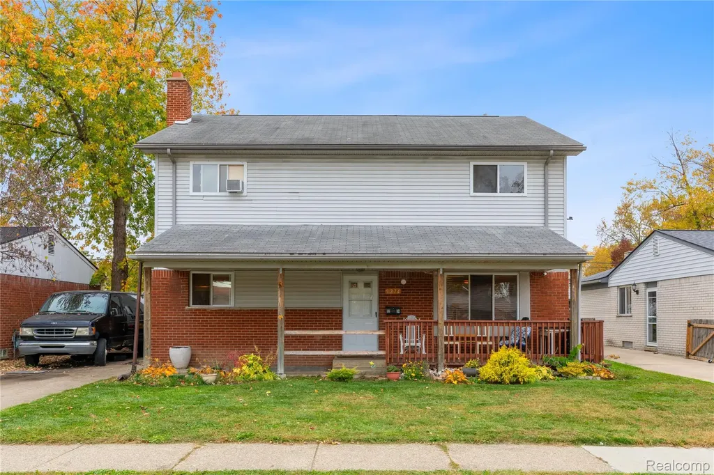 9274 Chamberlain Street Romulus City MI 48174