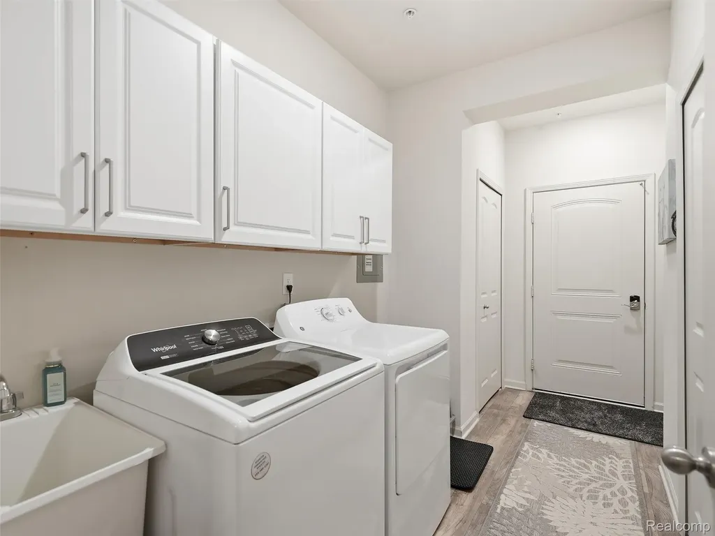 21936 Andover Drive Macomb Township MI 48042