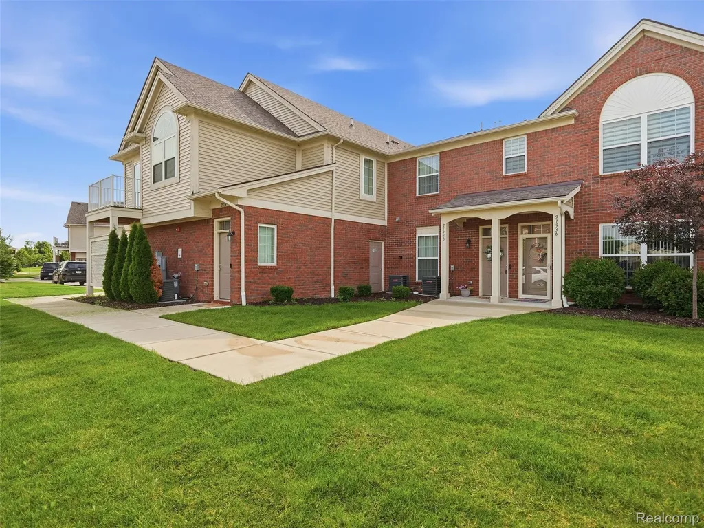 21936 Andover Drive Macomb Township MI 48042