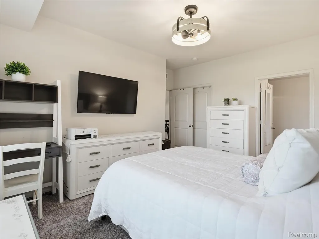 21936 Andover Drive Macomb Township MI 48042