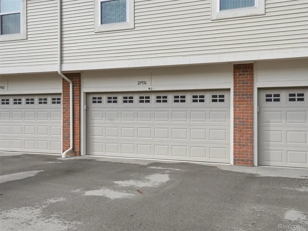 21936 Andover Drive Macomb Township MI 48042