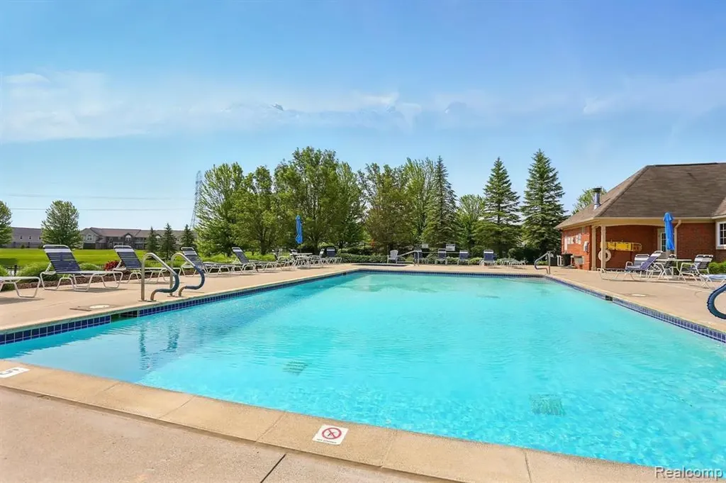 21936 Andover Drive Macomb Township MI 48042