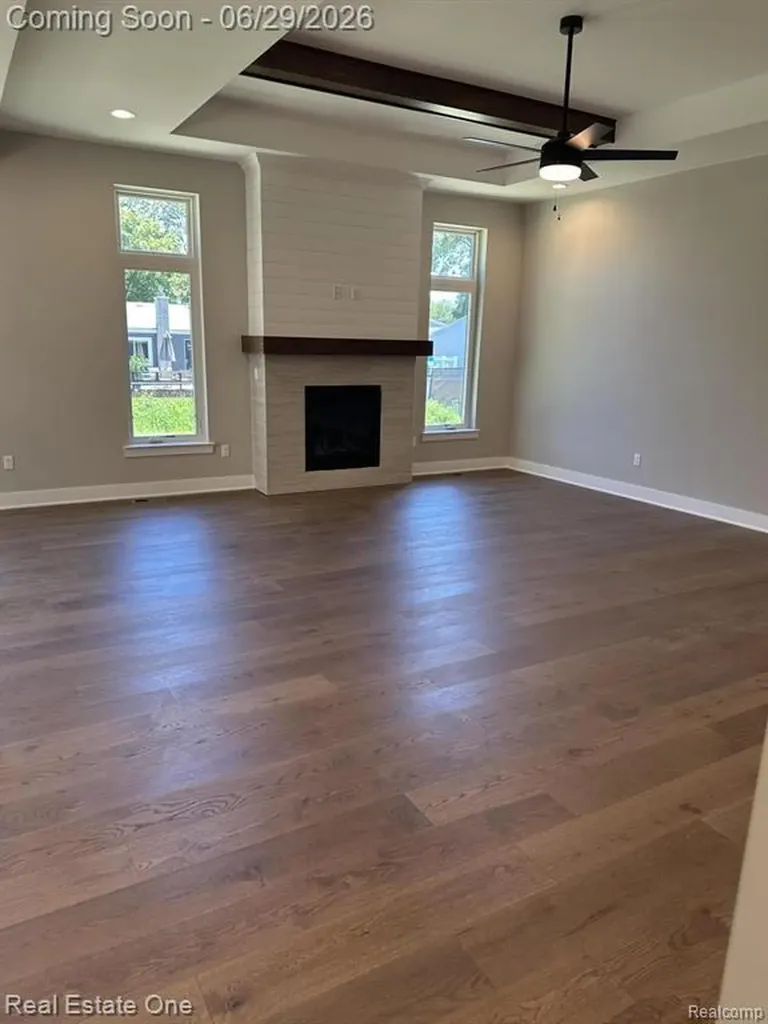 50402 Oakbrooke Drive E Chesterfield Township MI 48047