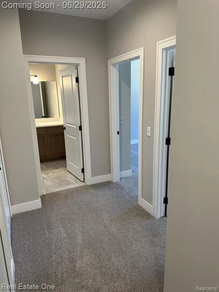 50402 Oakbrooke Drive E Chesterfield Township MI 48047