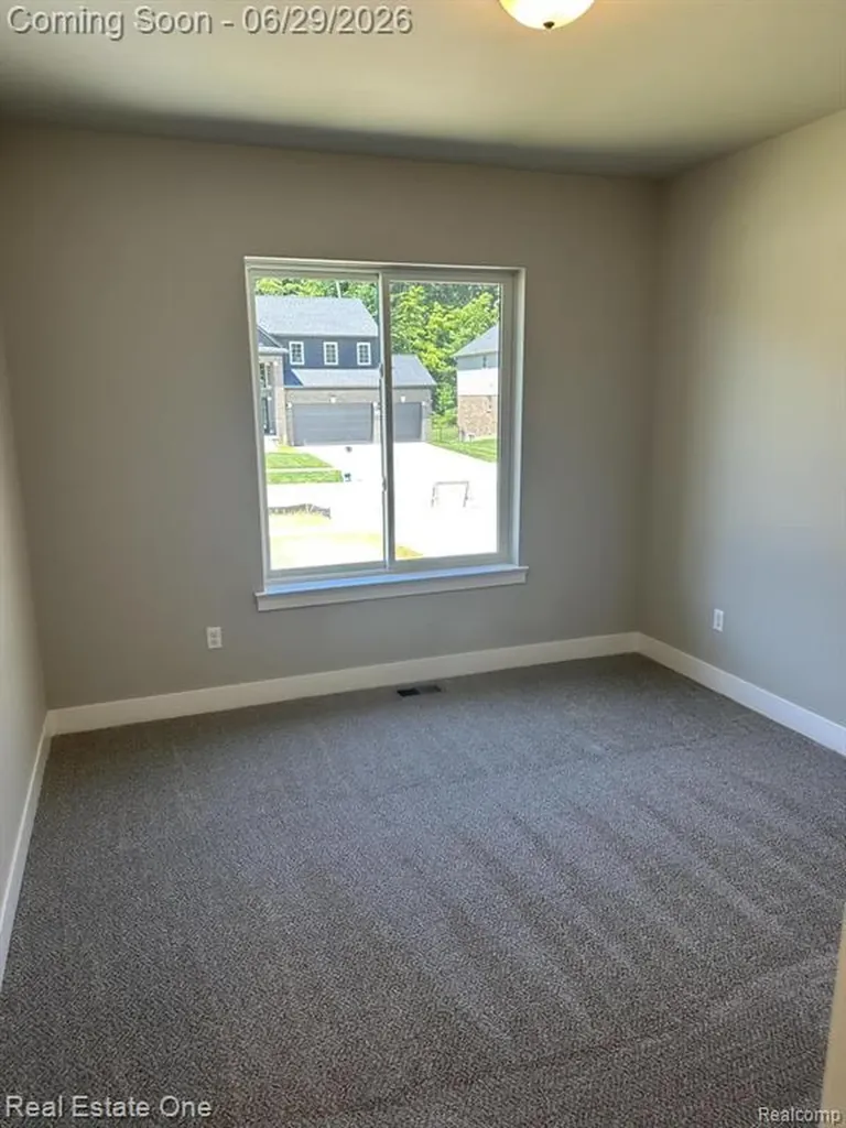 50402 Oakbrooke Drive E Chesterfield Township MI 48047