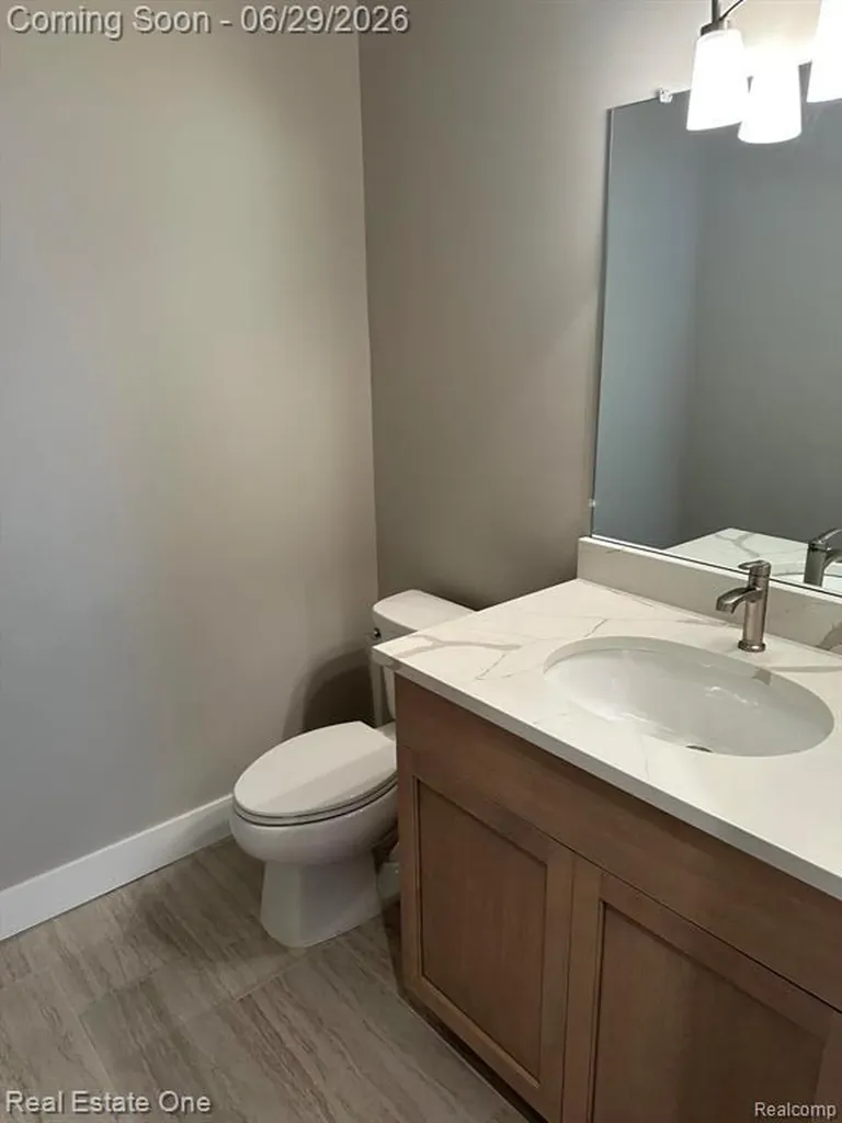 50402 Oakbrooke Drive E Chesterfield Township MI 48047