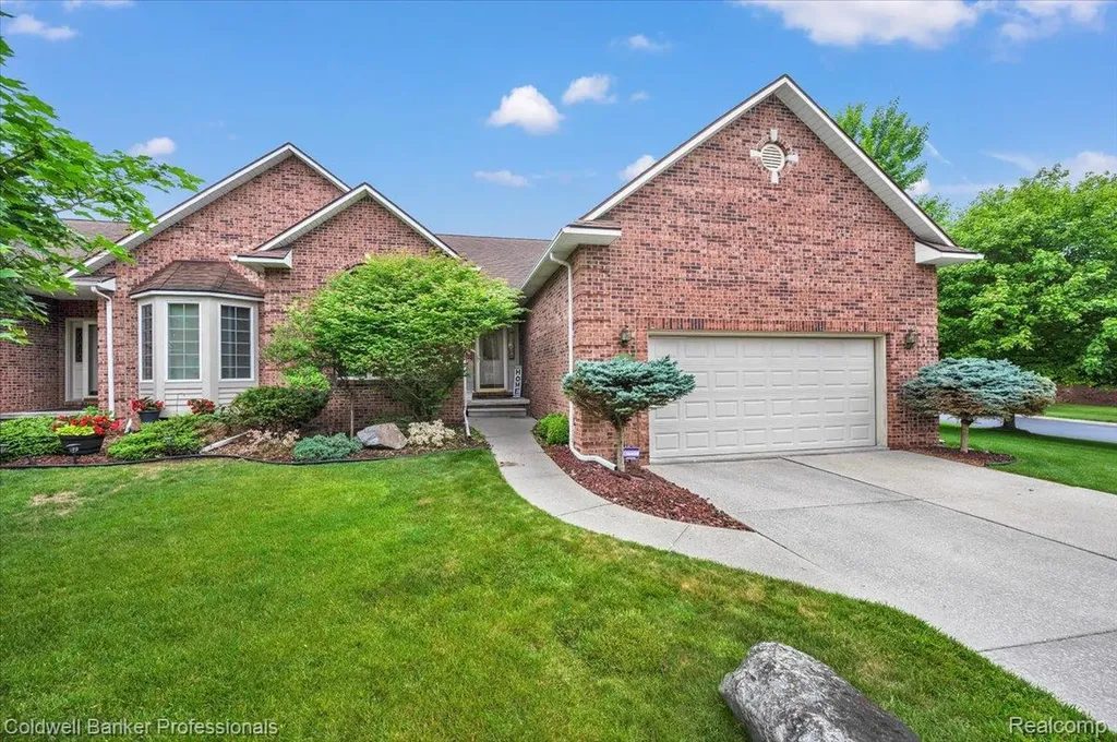 1518 Wildwood Court Flint Charter Township MI 48532