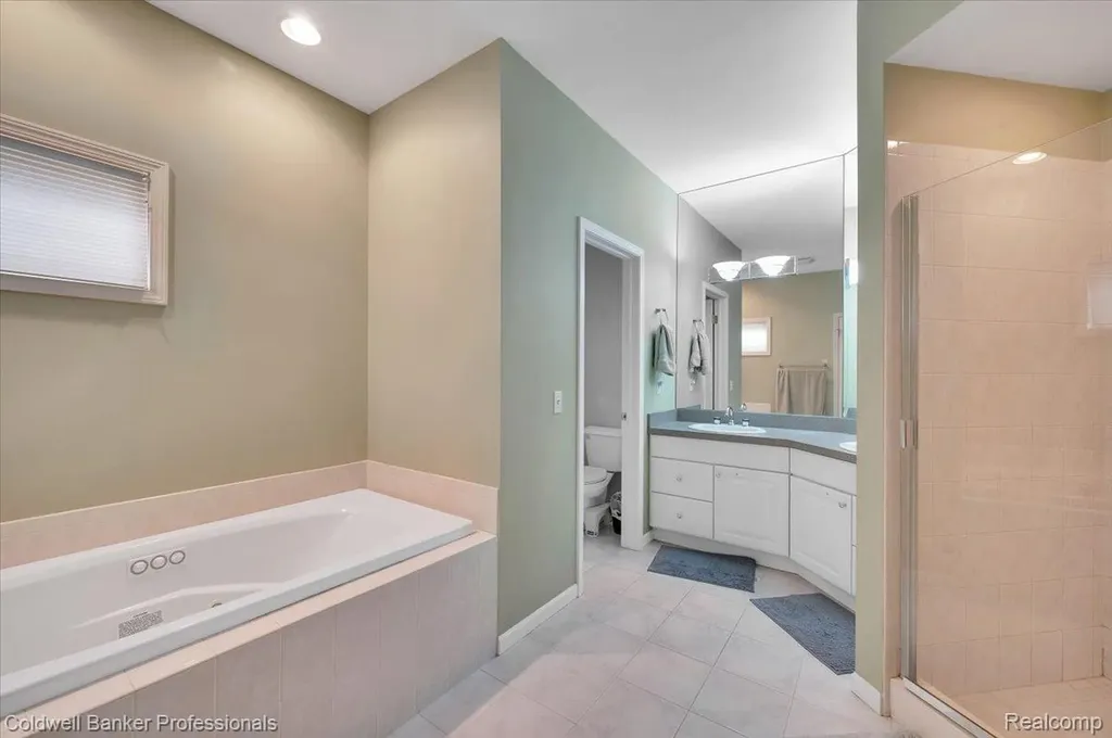 1518 Wildwood Court Flint Charter Township MI 48532