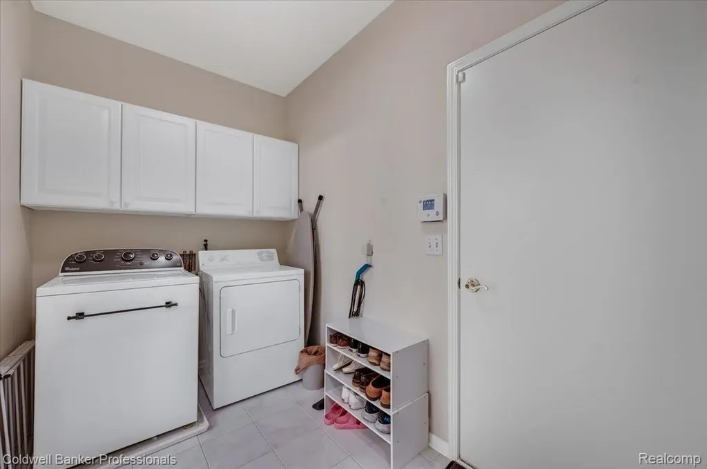 1518 Wildwood Court Flint Charter Township MI 48532